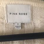 Pink Rose  white cartagain size small Photo 1