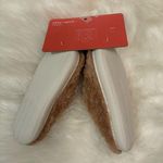 Easy Spirit NWT  tan fuzzy slippers size 6.5 - 7.5 Photo 2