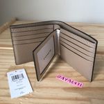 Coach Wallet Photo 4