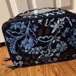 Vera Bradley Large Iconic Blush & Brush Makeup Case- Java Floral New Blue Tonal Photo 1