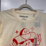 Chemistry NWT  Size L Red Smiling Pizza Man Cream Short Sleeve Crew Tee Shirt Photo 2