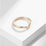 Boutique 14k Gold Filled S925 V Shaped Curve Band Ring, Size 6 Photo 3