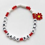 Eras Tour Friendship Bracelet Red Album Come Back Be Here White Photo 0