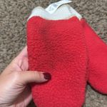 Aerie mittens Photo 1