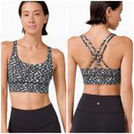 Lululemon Black and White Sports Bra with Racerback(Size 6) Photo 4