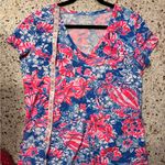 Lilly Pulitzer  Michele V-neck Tee Shirt Bay Blue Pop Pop size xl Photo 4