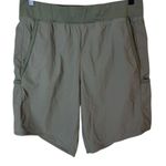 Columbia  Women's Sz Medium Leslie Falls Long Shorts in Stone Green Photo 1