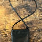 Nine West | black leather crossbody handbag. Photo 6