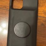 Iphone 11 pro charging case with pop socket Photo 0