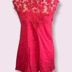 Davi & Dani  Pink Macrame Lace Crepe Blouse NWT S‎ Photo 0