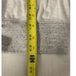 Nike  Women's light weight‎ jacket size medium Photo 4