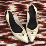 Vintage 90s Y2K Coquette Romantic Fairy Lolita Bow Kitten Slingback Heels Pumps Patent Leather Pointed Toe White Keyhole Photo 2