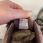 Columbia Trail Extension Women's Hiking Shoes Size 8 Beige Khaki Red OMNI GRIP Photo 6