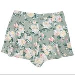 Privacy Please Women’s Size S Green Floral Print Tie Front High Waisted Shorts Photo 2