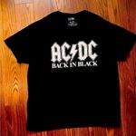 GRAPHIC Design T Photo 1