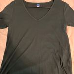 Old Navy Green T-shirt Photo 3