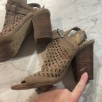 BCBGeneration 7.5 Stylish Tan Heeled ankle booties eyelet preforated heels READ Photo 5