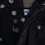 RSQ Embroidered Daisy Shorts Photo 3