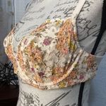 Victoria's Secret Victoria’s Secret Body By Victoria Unlined Lace Demi Bra Photo 3