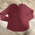 Columbia  long sleeve, split neck red waffle shirt size L Photo 0