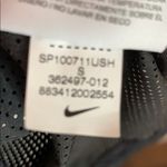 Nike Women’s Hooded Performance Jacket S Photo 6