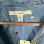 NEW Francesca's Mi Ami Chambray Embroidered Button Down Top Size XS Photo 3