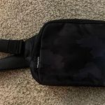 Lululemon Everywhere Belt Bag Photo 0