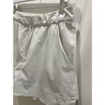 Lululemon Cinchable Waist HR White Woven Short 3.5" Relaxed Fit Sz L Photo 4