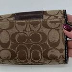 Coach  Wallet Soho Signature Canvas Tan with Lavender interior Photo 11