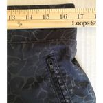 Orvis  Womens Embossed Pull On Travel Skort Golf Black Rose Embossed Print Sz M Photo 4