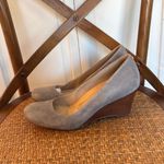 Naturalizer  Emily suede wedge pumps size 7.5 Photo 6