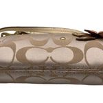 Coach  Tan Signature Canvas Flower Wristlet Photo 3