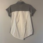 Smartwool  Everyday Exploration Gray/white Button-Up Shirt size XS Photo 4