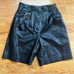 Wilfred aritzia black faux leather shorts size small Photo 0