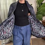 Dark navy leather blazer with a vintage vibe and gorgeous details Blue Size XXL Photo 4