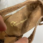 Earth Origins  Kingsley gold leather wedge sandals size‎ 7 Photo 4