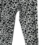 Zyia  Brilliant High Rise 7/8 Leggings Sz 2 Snow Leopard Print Side Pockets Photo 3