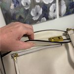 Worthington Off white Cream leather Shoulder Bag with magnetic closure Photo 8