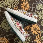 BLOWFISH CANVAS FLORAL WOMANS SNEAKER SZ: 8.5 Pink Photo 2