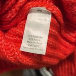 SO NWT  red sweater ❤️ Photo 5