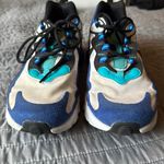 Nike Youth Air Max 270 React Hyper Blue Women’s 9 Photo 1