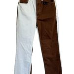 Topshop  paneled straight Kort jeans in brown and white
Women’s Size 9 Photo 4