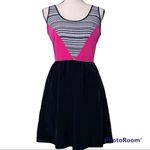 Attention  size 2 women’s pink black white knee length geometric sleeveless dress Photo 10