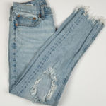 American Eagle  Womens Size 2 Short Stretch Light Wash Jeans Raw Hem Skinny Photo 0