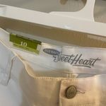 Old Navy Sweet Heart Cropped White Pants Photo 3