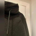 Juicy Couture Black Jacquard Quilted Cropped Pullover High Neck Leopard Size L Photo 5