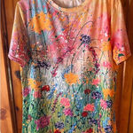 Floral‎ woman's shortsleeve shirt size Large Photo 0