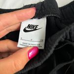 Nike Sweatpants Photo 2
