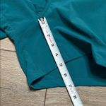 Mountain Hardwear  Mid Rise Nylon Stretch Hiking Casual Shorts Teal Blue Size M Photo 9