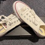 Converse   All Star Low Top Ox Sneakers  Women - Optical White (size 8 US) Photo 0